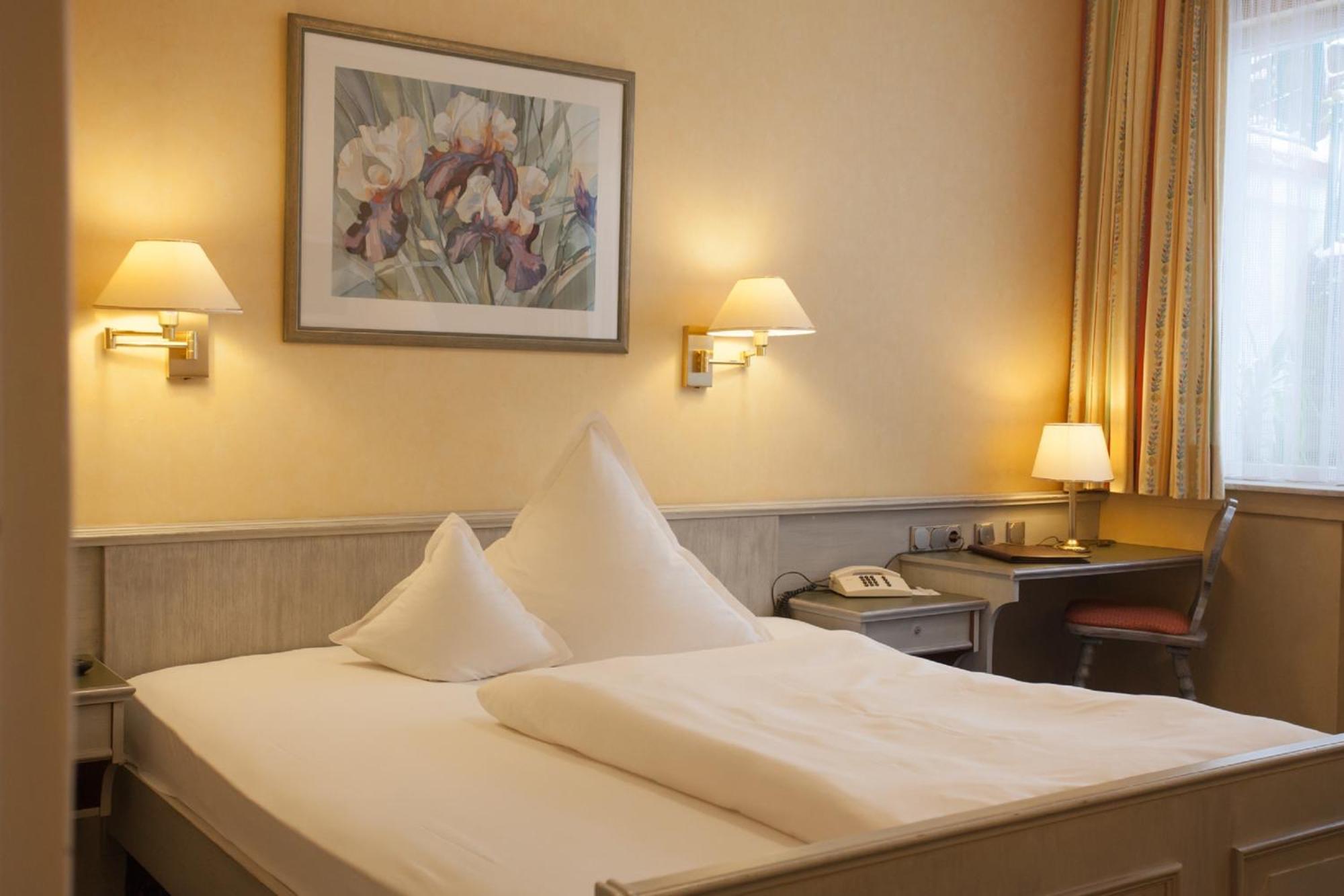 Garni Fuerst Von Waldeck Hotel 3*